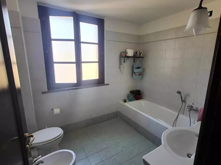 Immagine 6 di Villetta a schiera in vendita  a Cascina