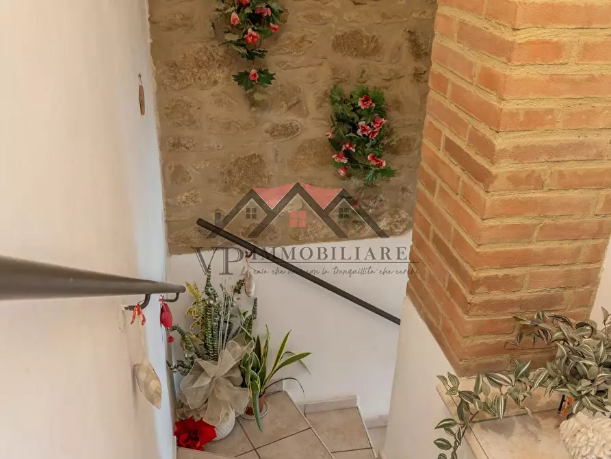 Immagine 16 di Porzione di casa in vendita  a Volterra