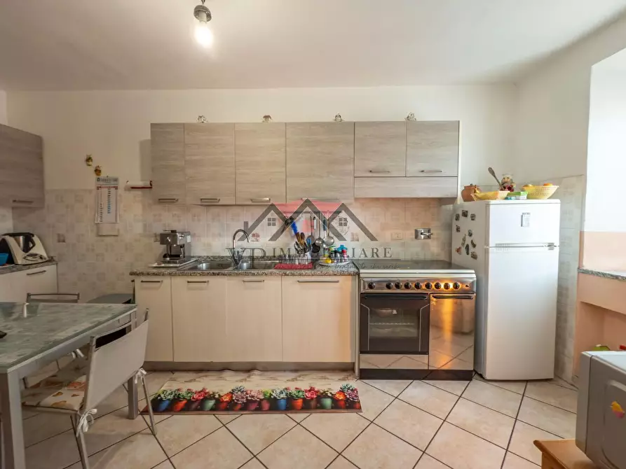 Immagine 6 di Porzione di casa in vendita  a Volterra