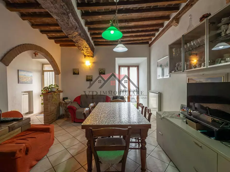 Immagine 5 di Porzione di casa in vendita  a Volterra
