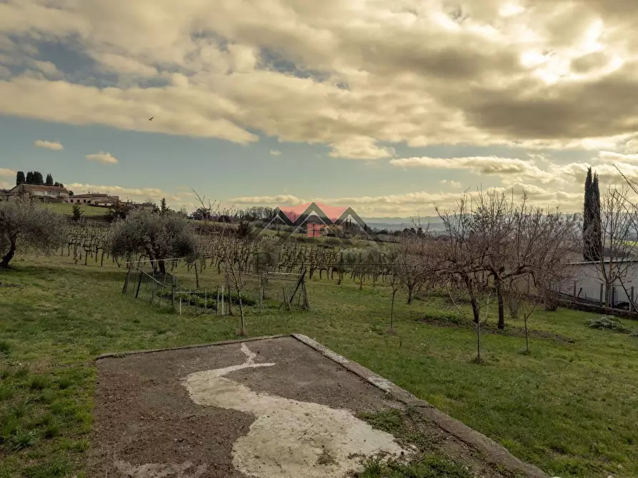 Immagine 26 di Porzione di casa in vendita  a Volterra