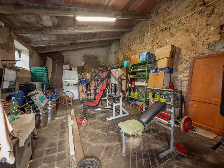 Immagine 27 di Porzione di casa in vendita  a Volterra