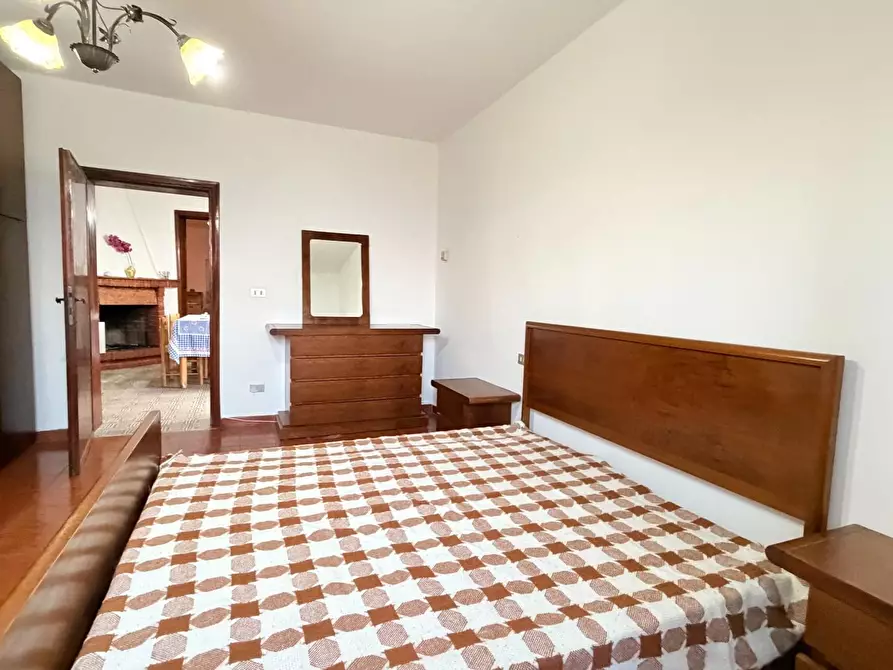 Immagine 12 di Appartamento in vendita  a Chianni