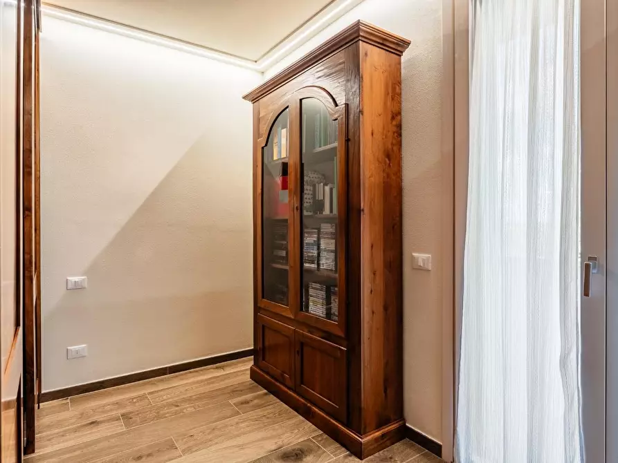 Immagine 15 di Casa indipendente in vendita  a Pontedera