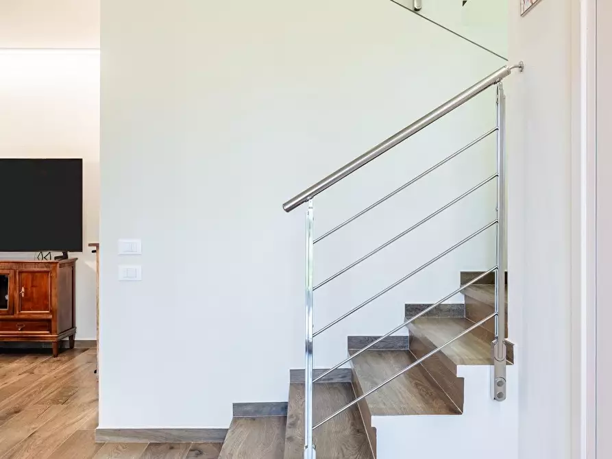 Immagine 9 di Casa indipendente in vendita  a Pontedera