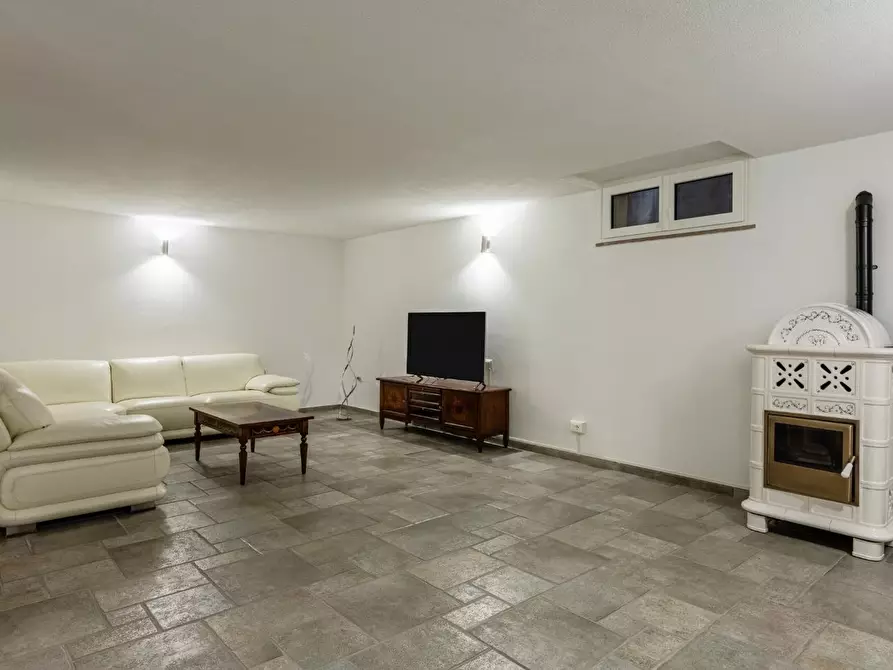 Immagine 22 di Casa indipendente in vendita  a Pontedera