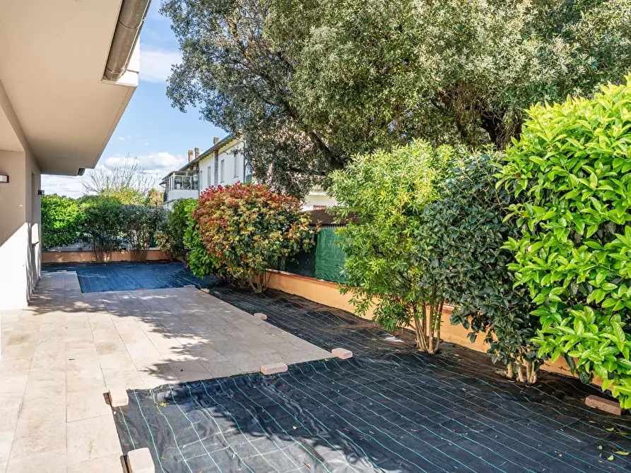 Immagine 26 di Casa indipendente in vendita  a Pontedera