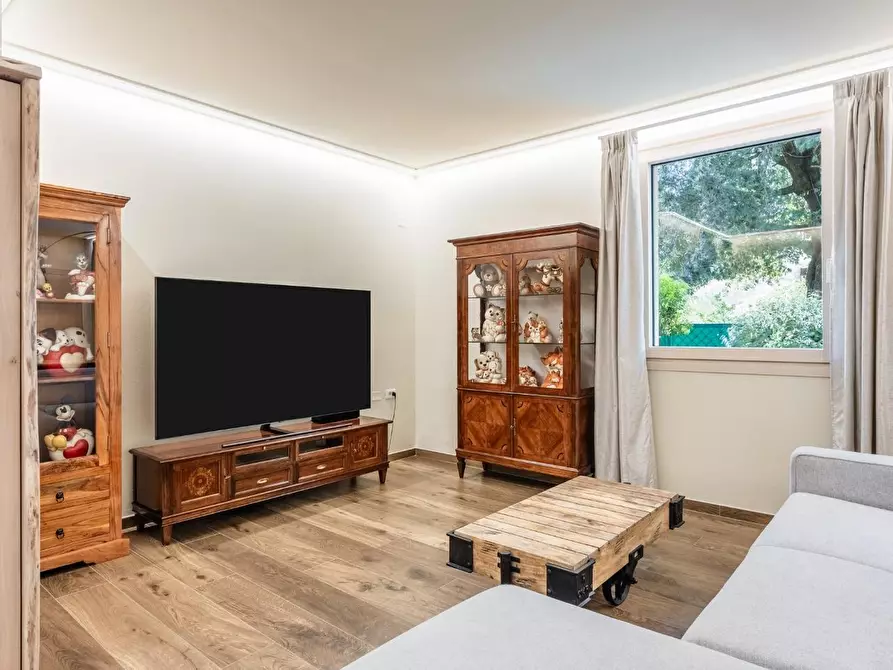 Immagine 5 di Casa indipendente in vendita  a Pontedera