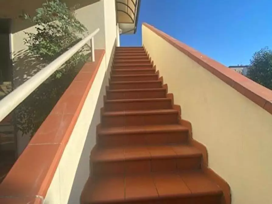 Immagine 13 di Appartamento in affitto  a Pisa