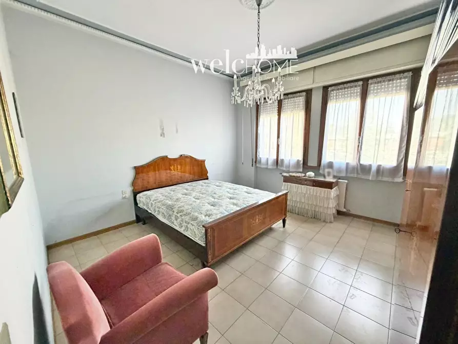 Immagine 28 di Villa in vendita  a Signa