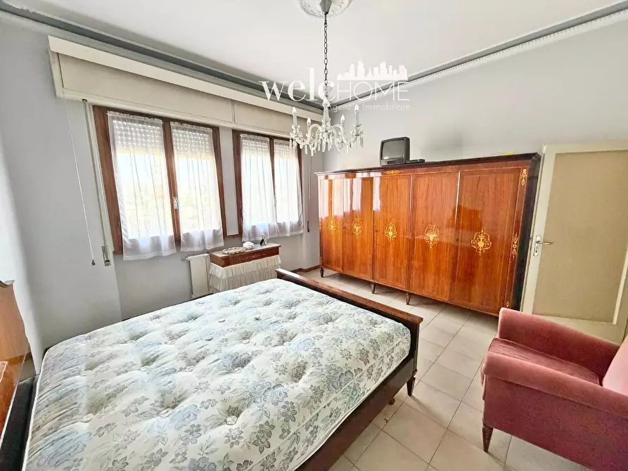 Immagine 29 di Villa in vendita  a Signa