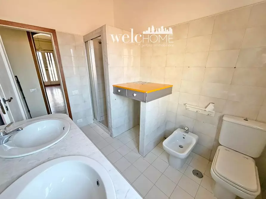 Immagine 16 di Villa in vendita  a Signa