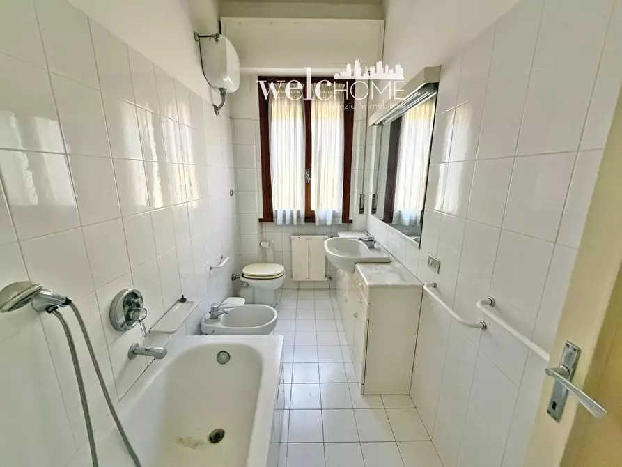 Immagine 31 di Villa in vendita  a Signa