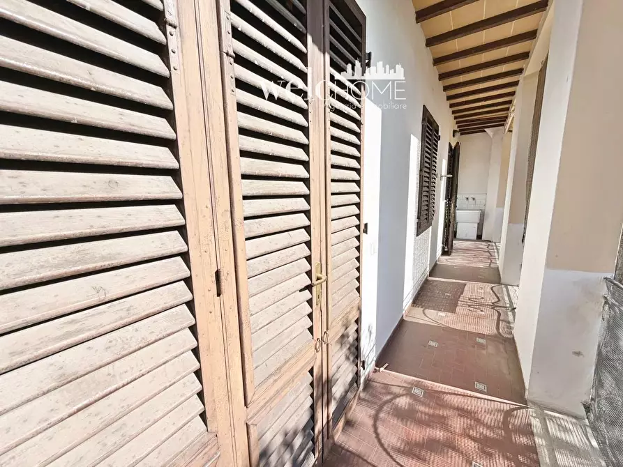 Immagine 18 di Villa in vendita  a Signa