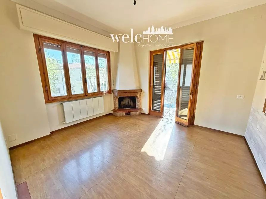 Immagine 8 di Villa in vendita  a Signa