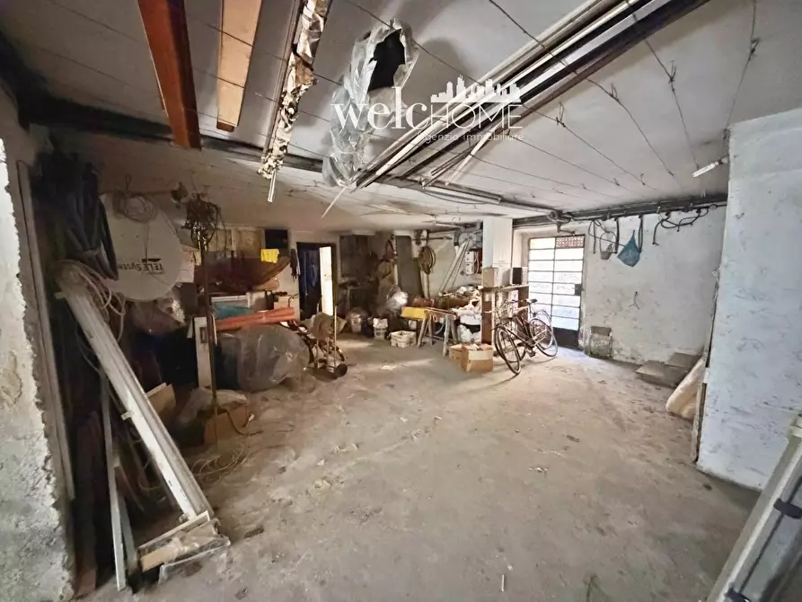 Immagine 38 di Villa in vendita  a Signa