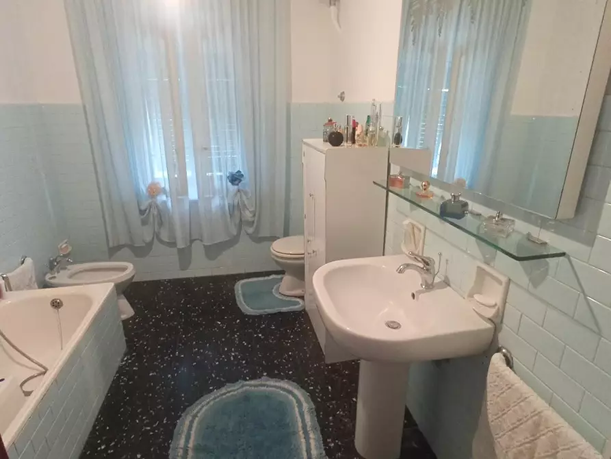 Immagine 18 di Appartamento in vendita  a Montopoli In Val D'arno