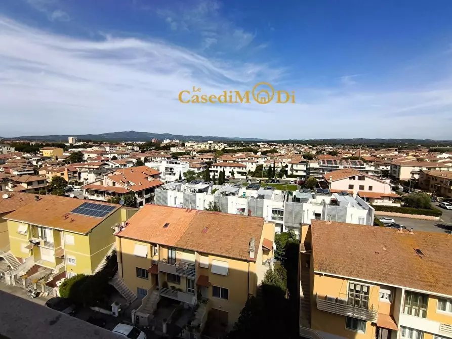 Immagine 21 di Appartamento in vendita  a Cecina