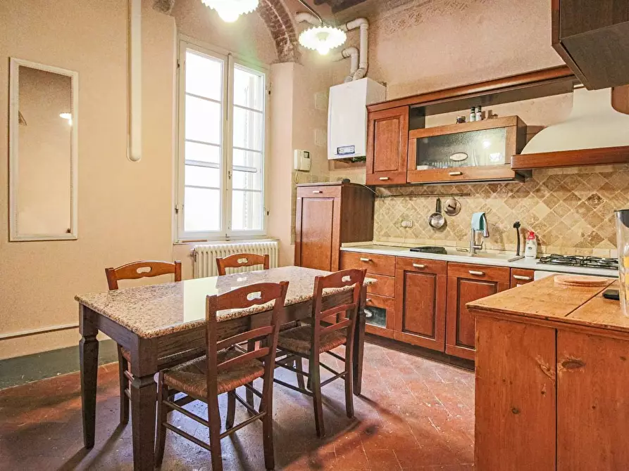 Immagine 10 di Appartamento in vendita  a Pisa