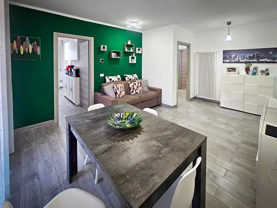 Immagine 2 di Appartamento in vendita  a Cascina