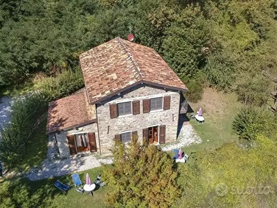 Immagine 3 di Azienda agricola in vendita  a Castiglione Di Garfagnana