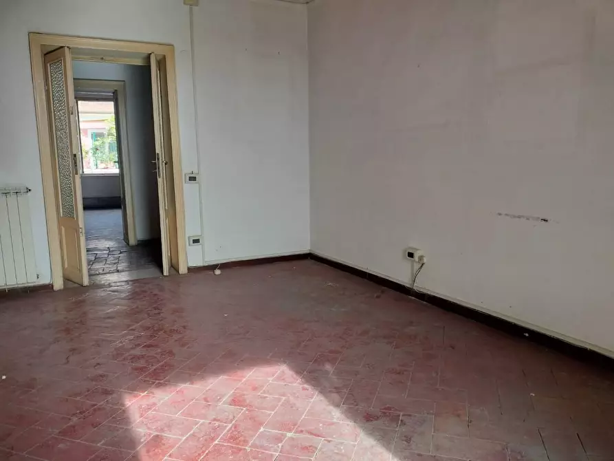 Immagine 7 di Appartamento in vendita  a Massa