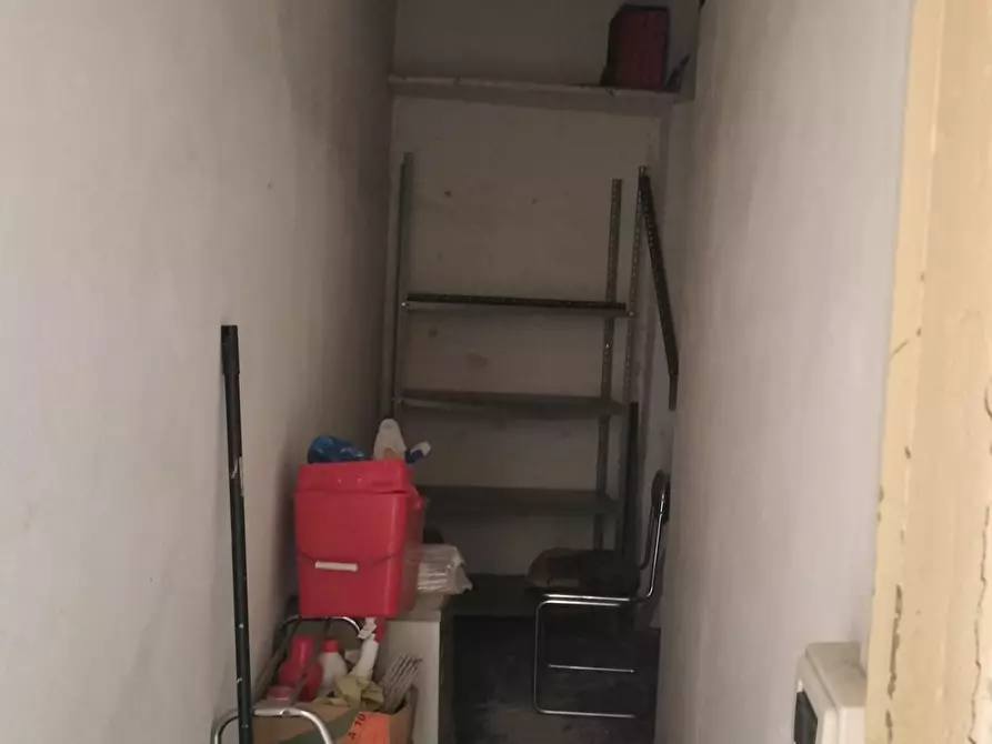 Immagine 8 di Appartamento in vendita  a Massa