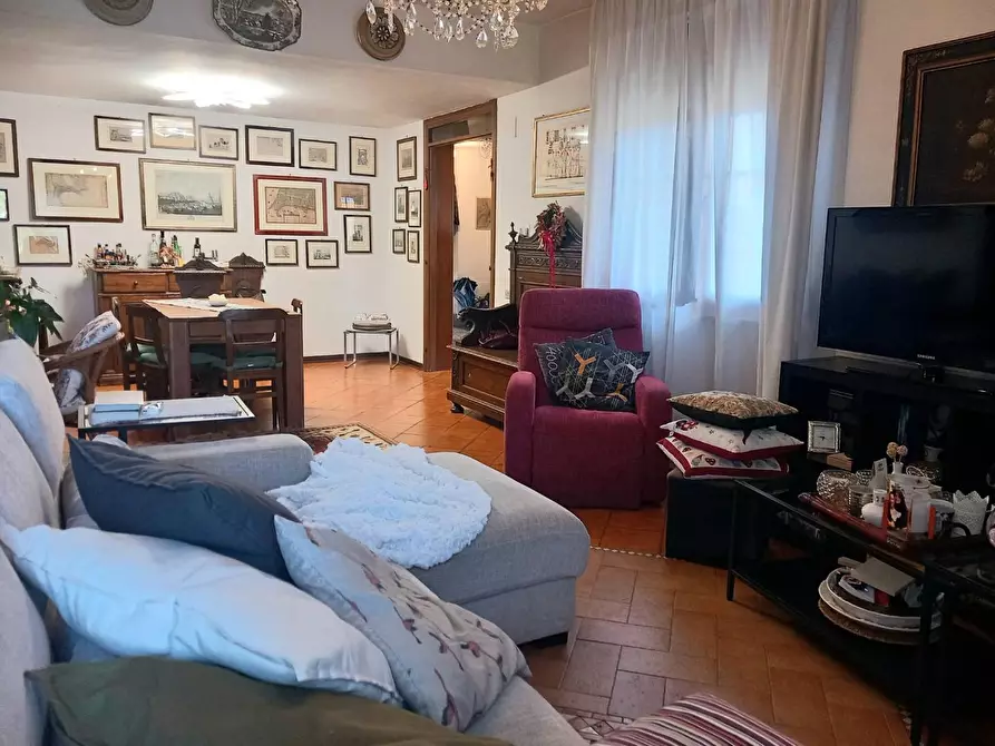 Immagine 32 di Casa quadrifamiliare in vendita  a Pisa