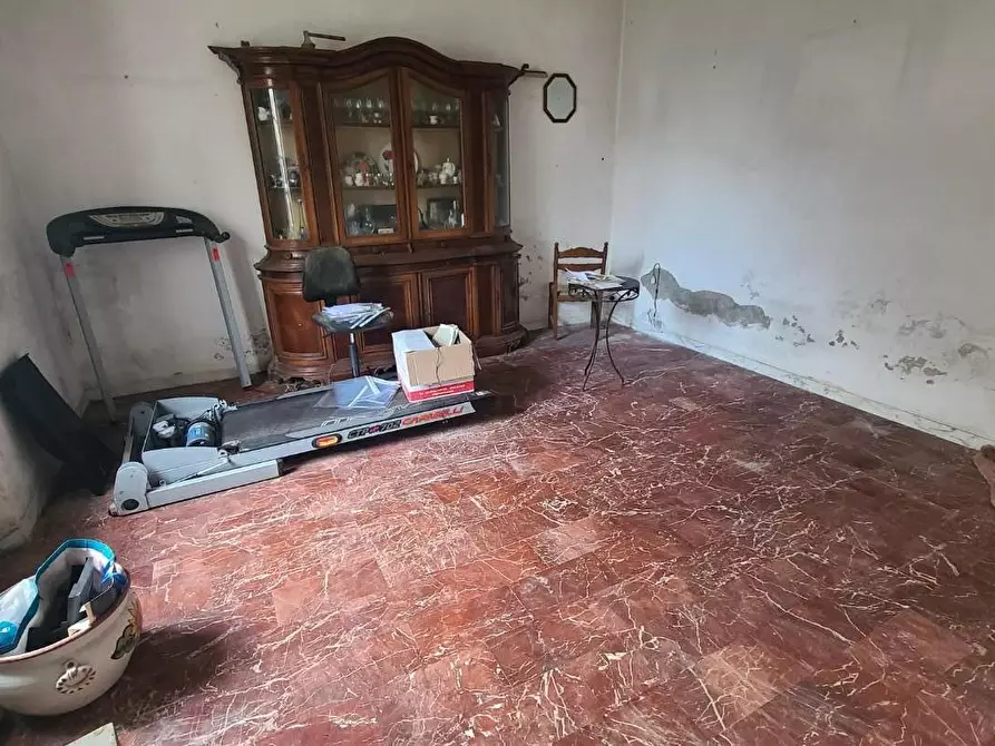 Immagine 4 di Casa bifamiliare in vendita  a Seravezza