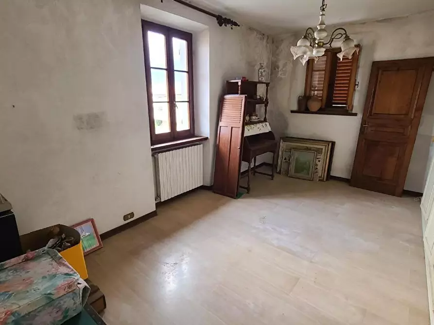 Immagine 10 di Casa bifamiliare in vendita  a Seravezza