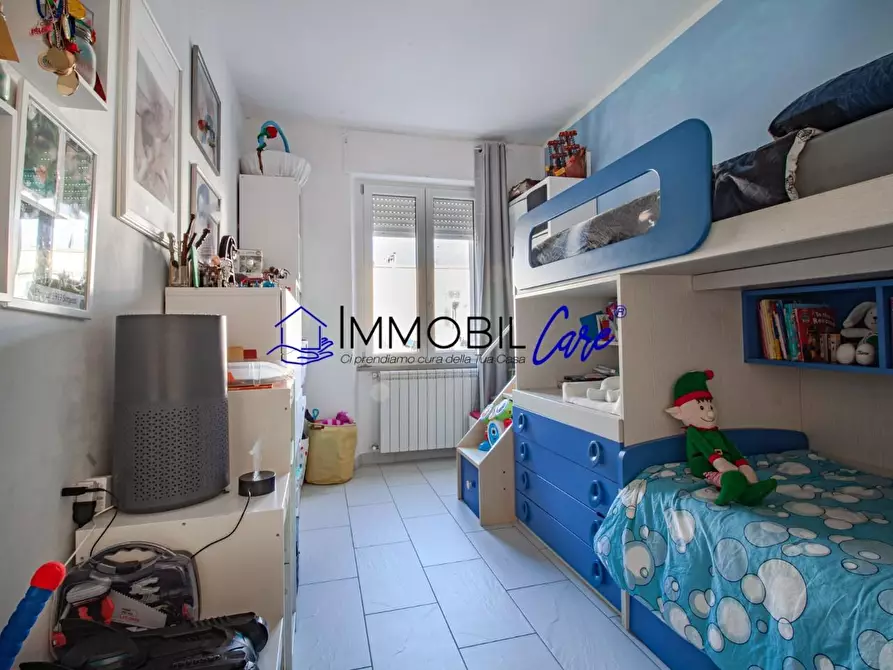 Immagine 17 di Appartamento in vendita  a Livorno