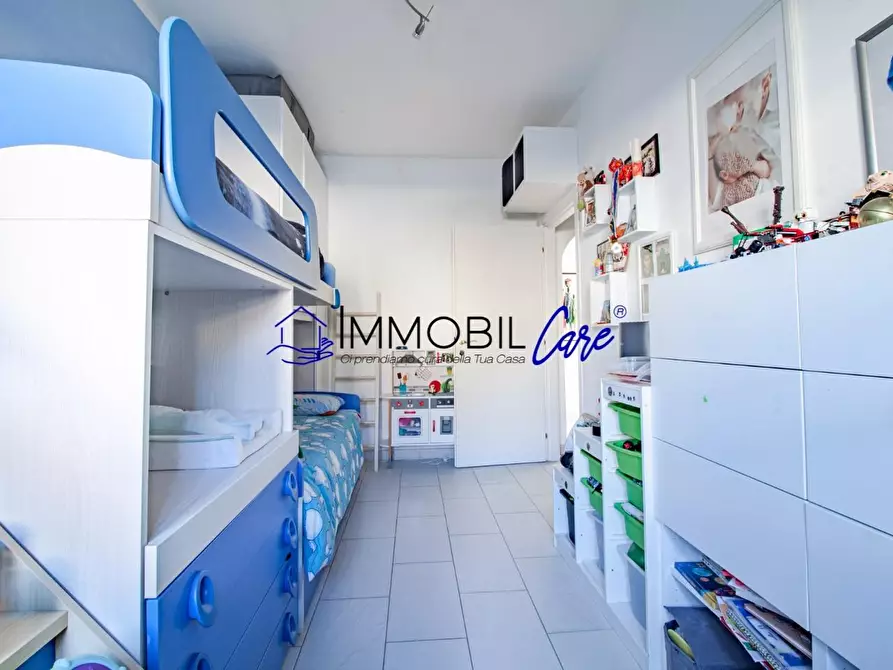 Immagine 18 di Appartamento in vendita  a Livorno