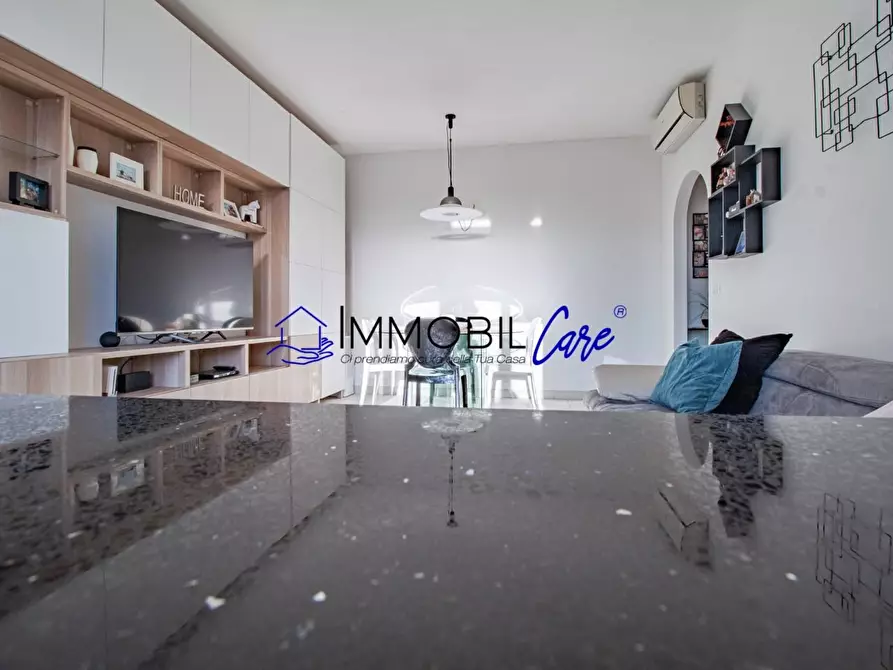 Immagine 33 di Appartamento in vendita  a Livorno