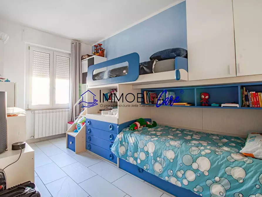 Immagine 16 di Appartamento in vendita  a Livorno