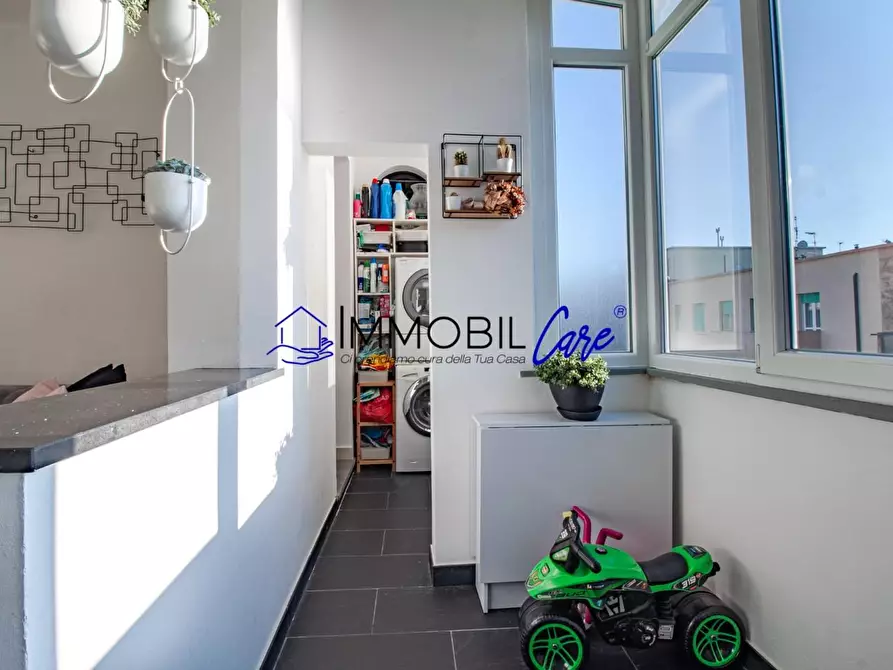 Immagine 8 di Appartamento in vendita  a Livorno