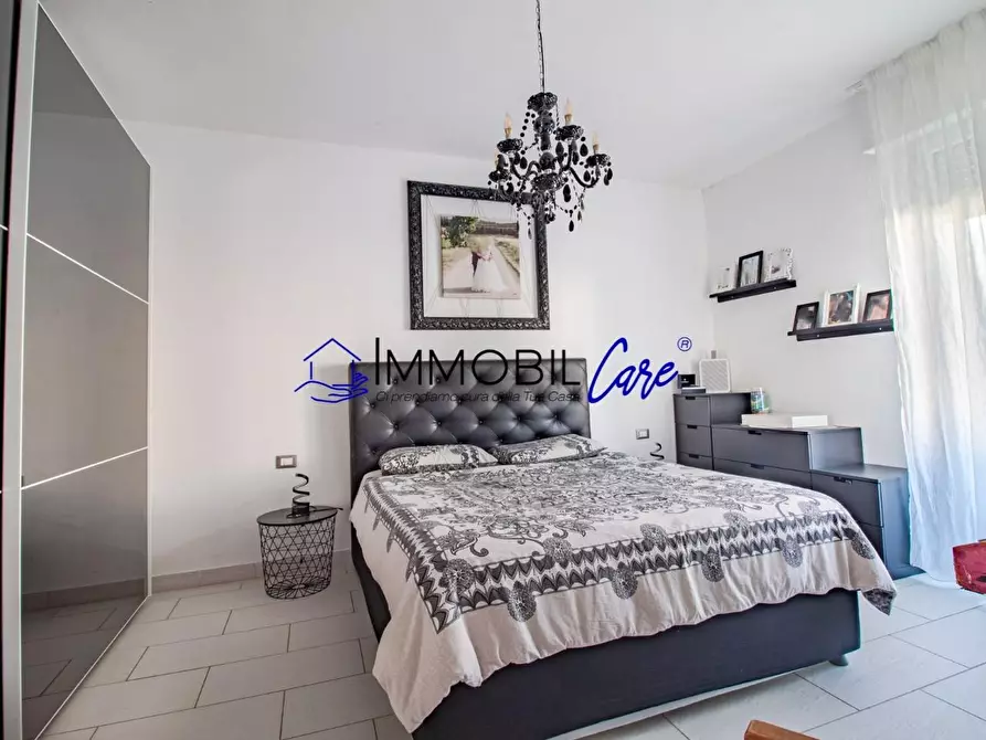 Immagine 19 di Appartamento in vendita  a Livorno