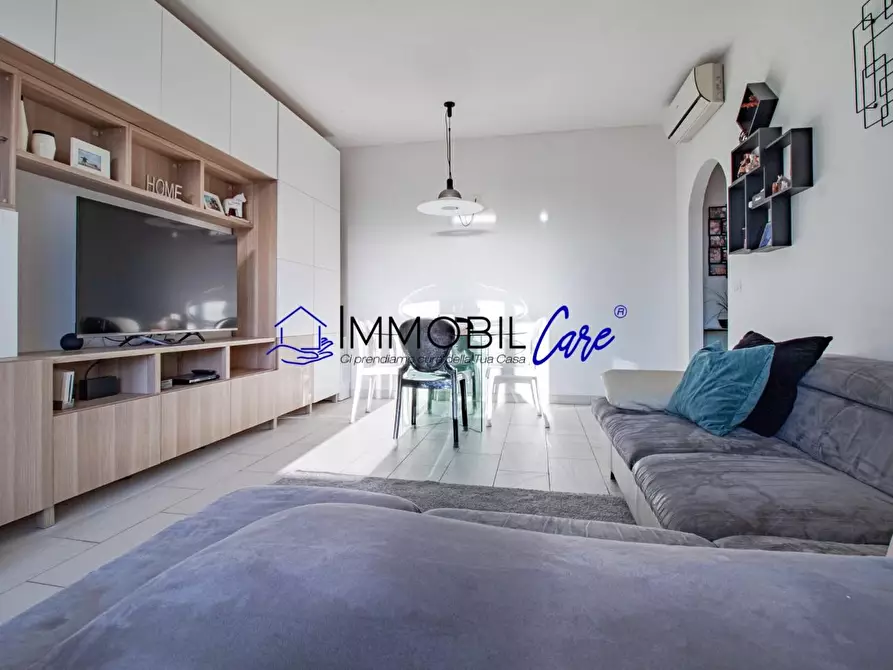 Immagine 34 di Appartamento in vendita  a Livorno