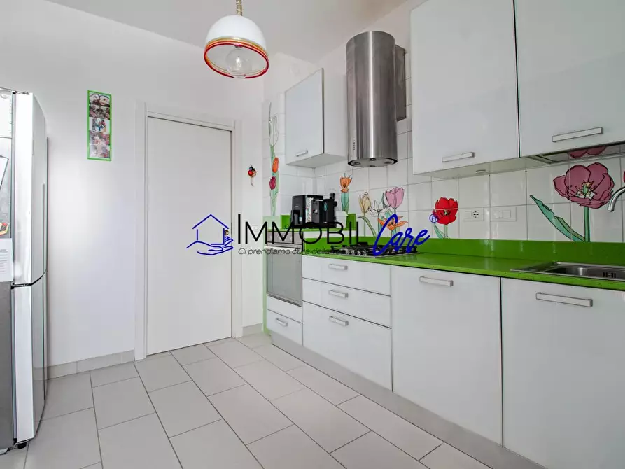 Immagine 28 di Appartamento in vendita  a Livorno