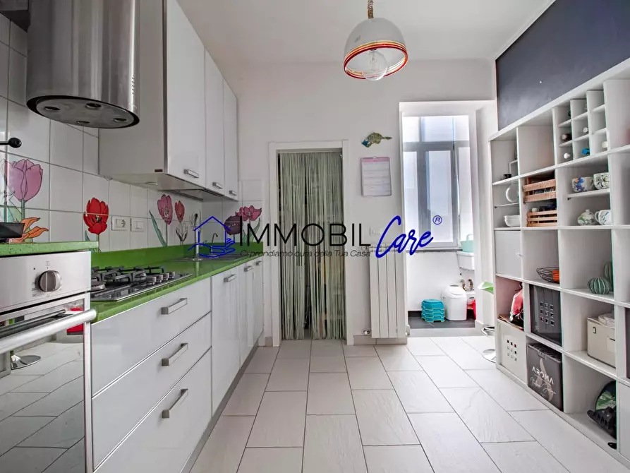 Immagine 32 di Appartamento in vendita  a Livorno