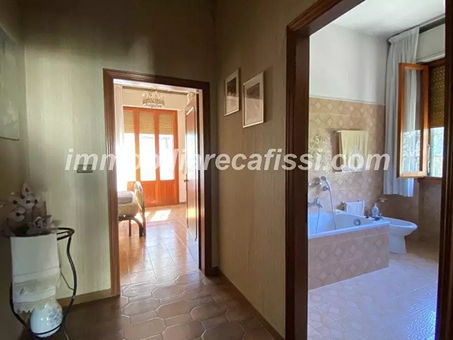 Immagine 16 di Casa indipendente in vendita  a Poggio A Caiano