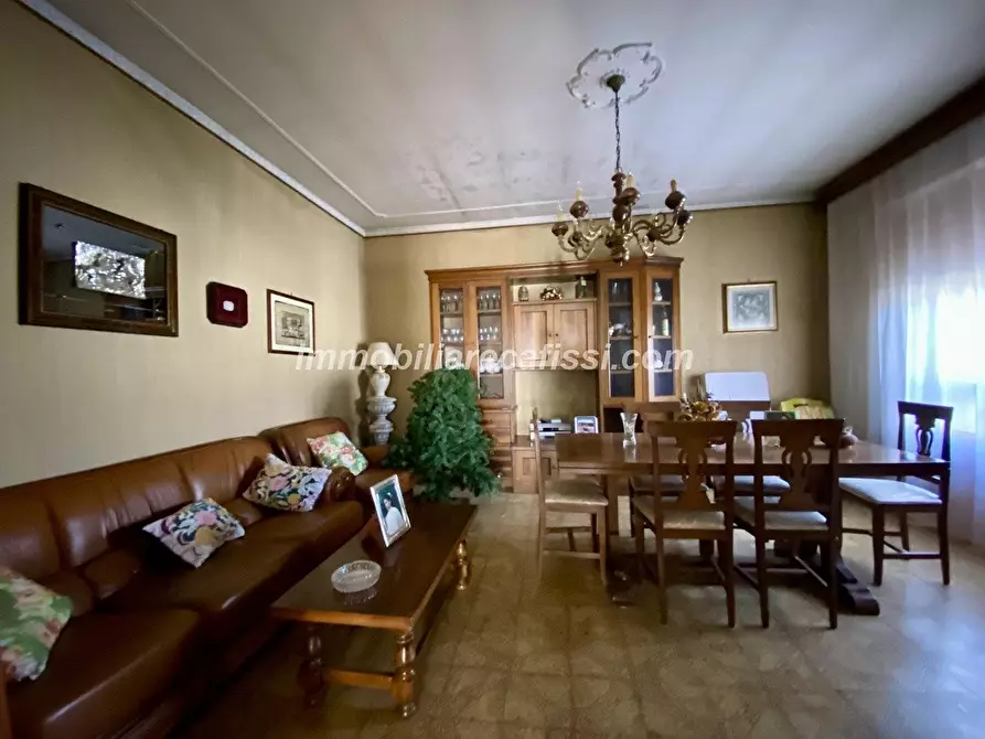 Immagine 4 di Casa indipendente in vendita  a Poggio A Caiano