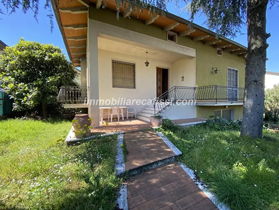 Immagine 37 di Casa indipendente in vendita  a Poggio A Caiano