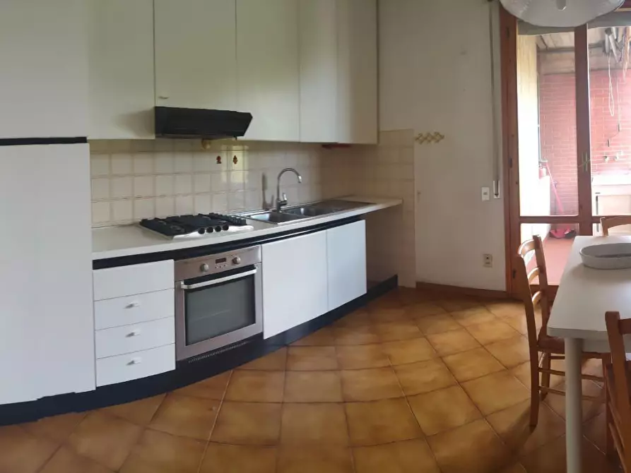 Immagine 1 di Appartamento in affitto  a Pisa