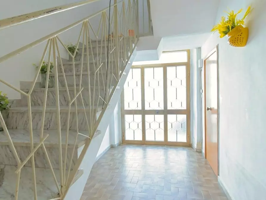 Immagine 2 di Appartamento in vendita  a Lecce