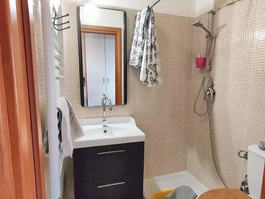 Immagine 19 di Terratetto in vendita  a Cascina