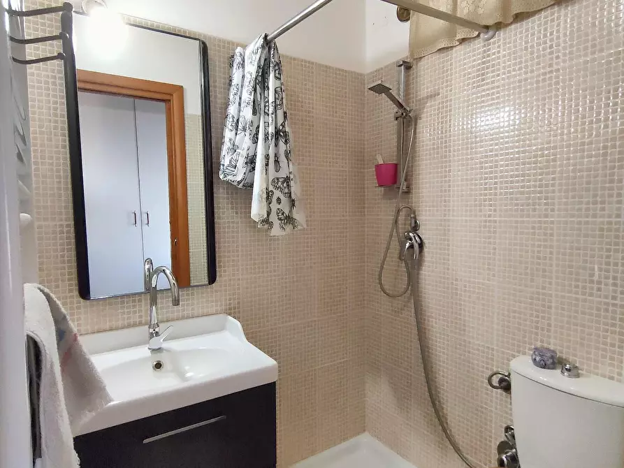 Immagine 18 di Terratetto in vendita  a Cascina