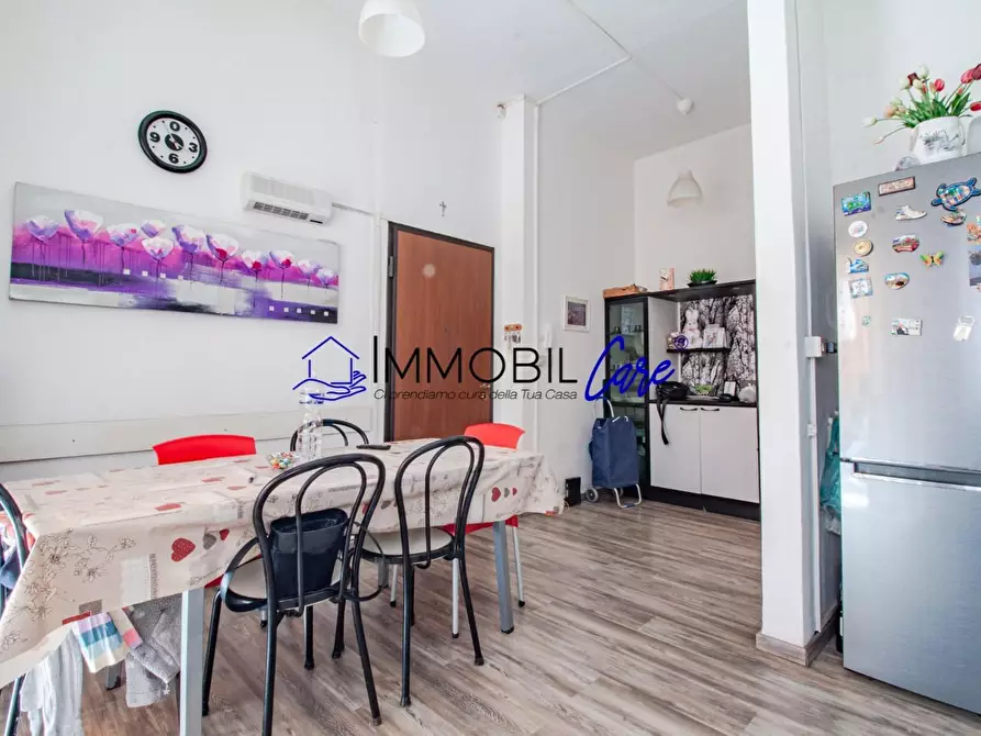 Immagine 15 di Appartamento in vendita  a Livorno