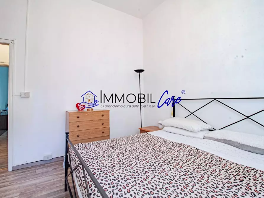 Immagine 10 di Appartamento in vendita  a Livorno