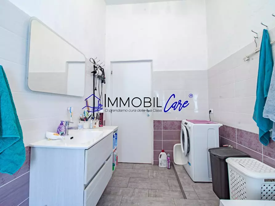 Immagine 6 di Appartamento in vendita  a Livorno