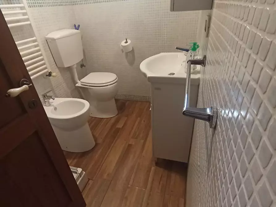 Immagine 21 di Appartamento in vendita  a San Giuliano Terme